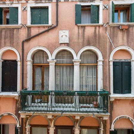 San Polo Canal View Apartments By Wonderful Italy Venedig Eksteriør billede